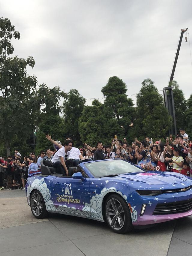 电竞平台-塞维利亚训练开放日，今晚主帅复盘引欢呼，葡超在即，临场指挥获称赞(塞维利亚vs巴萨24)