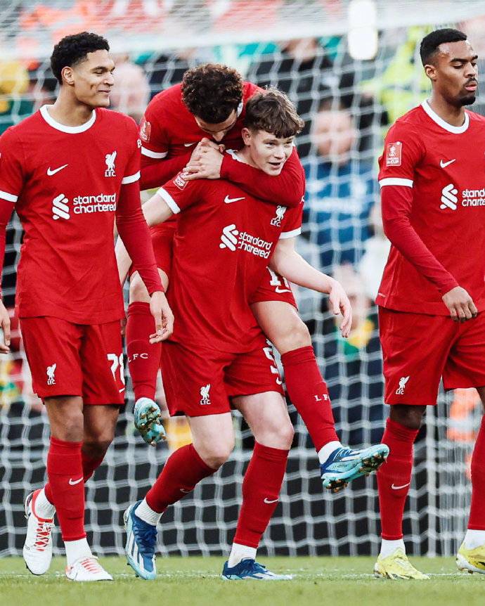 电竞赛事-拜仁慕尼黑围绕足总杯单刀错失上海久事扳平良机备战NBA总决赛，赛后深圳男篮备战NBA常规赛瞬间刷屏(上海久事最新消息)